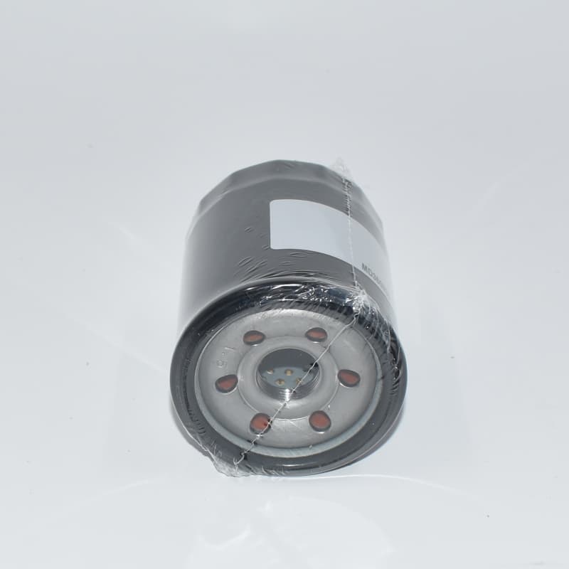 MD360935 Oil Filter Front View - High Flow Oil Filter